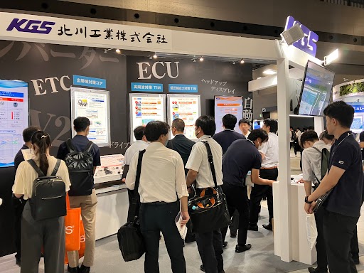 人とくるま展_e